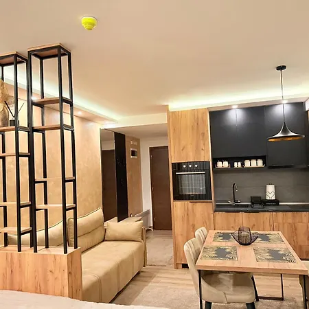 Un Lux - Hill アパート *