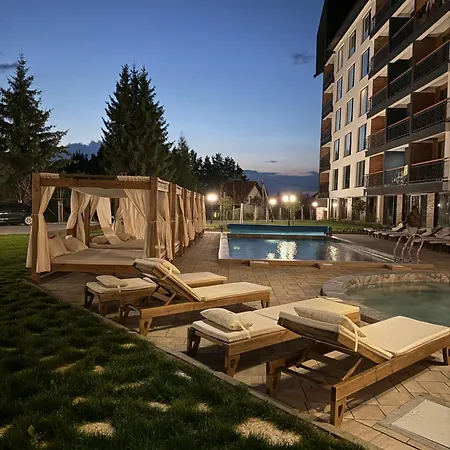 Un Lux - Hill アパート