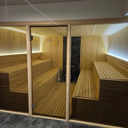 Un Lux - Hill アパート コパオニク