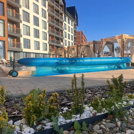 Un Lux - Hill * コパオニク