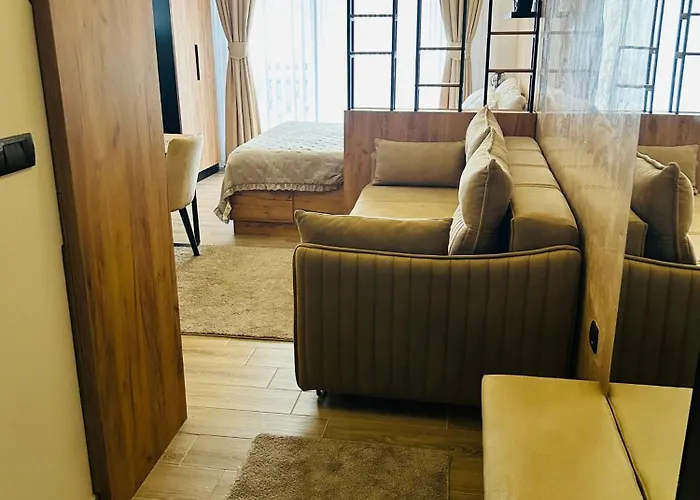 Un Lux - Hill * Kopaonik